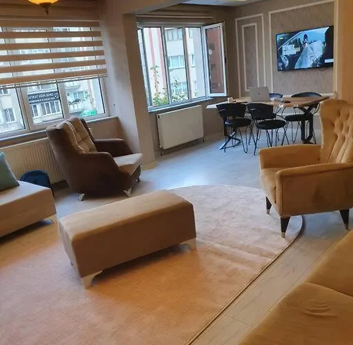 Sehir Merkezinde Otel Konforunda Family House