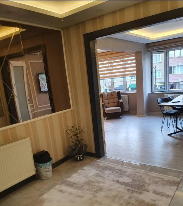Sehir Merkezinde Konforunda Family House Apartment