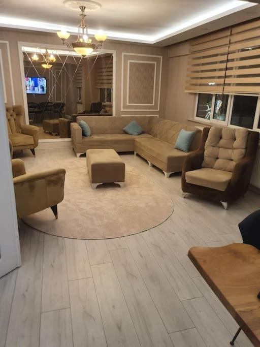 Apartment Sehir Merkezinde Konforunda Family House