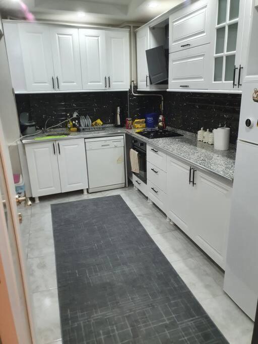 Sehir Merkezinde Konforunda Family House *